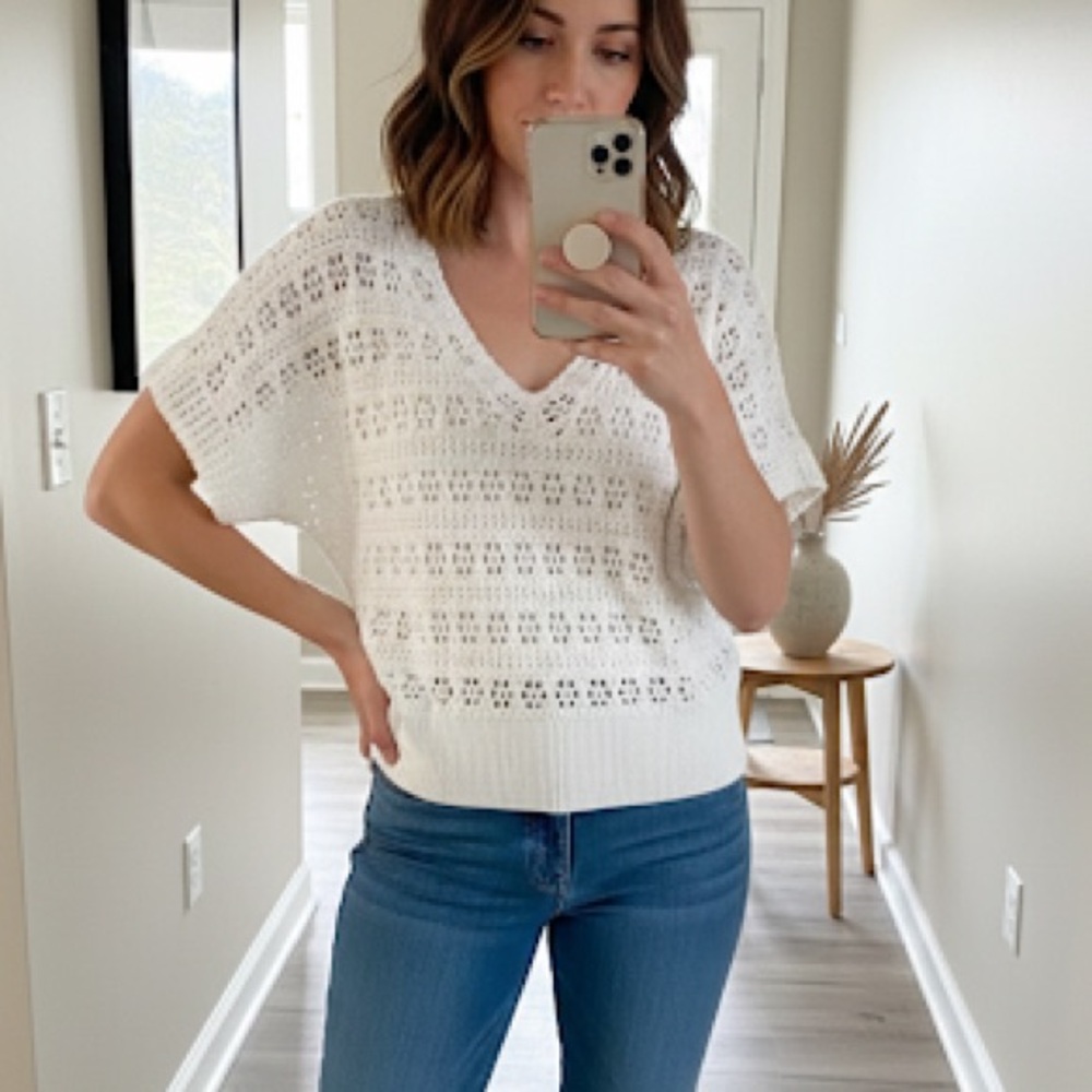 White House Black Market White Crochet V-Neck Sweater
